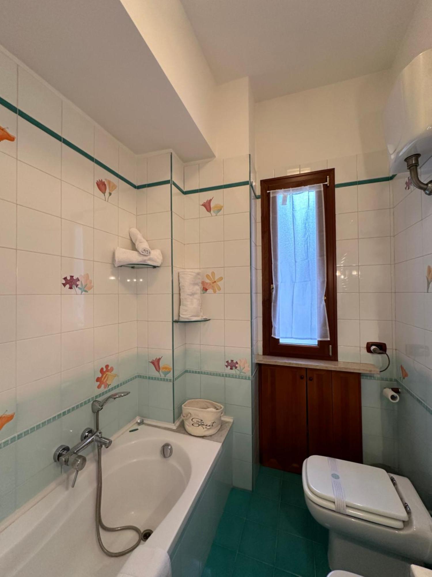 Apartment Revis 84 *